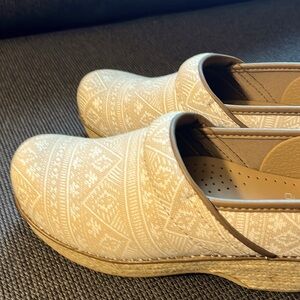 Dansko Clogs.  Never worn. Smoke free and pet free home. Size 38 (EUR)